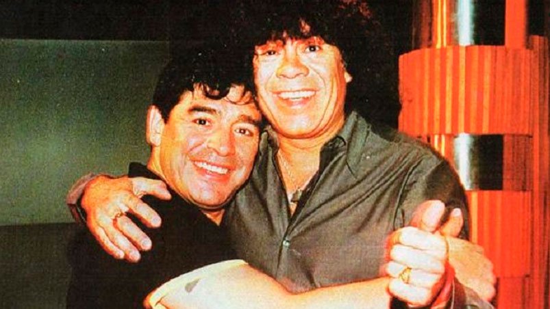 caravaner000's tweet photo. El rey con los reyes 👑👑👑👑 https://t.co/E3fEgQQuEo