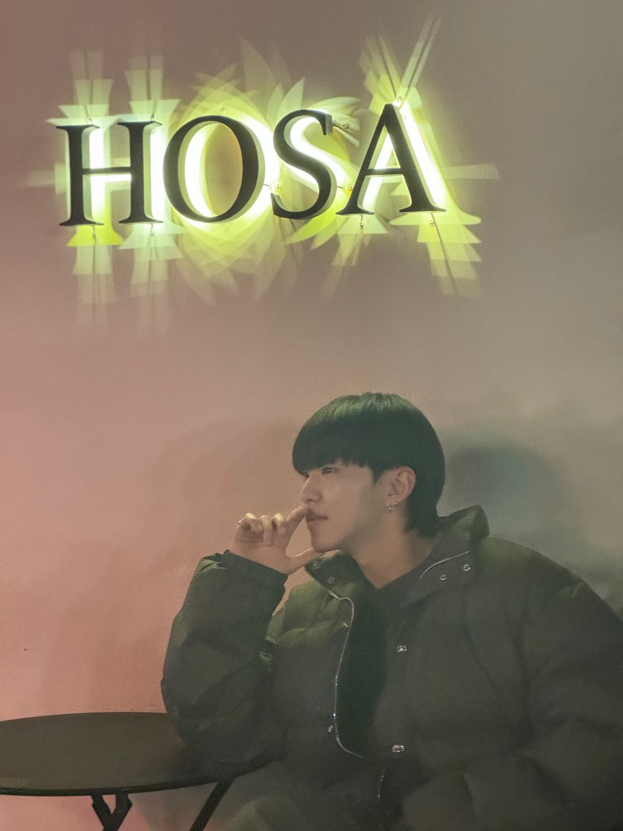 SS_0nd0's tweet photo. 앳된 모습이라서 더 좋은 느낌을 줍니다.. https://t.co/vA5pb0SZwA