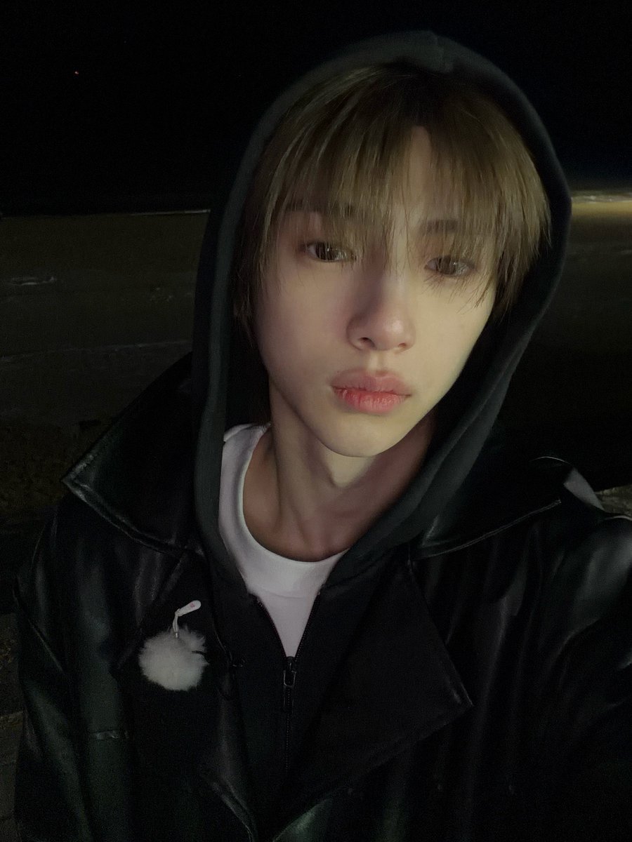 availabl3ka's tweet photo. jju aduh jan liatin gitu ah😫🤭 https://t.co/gbcaEzBR6Y