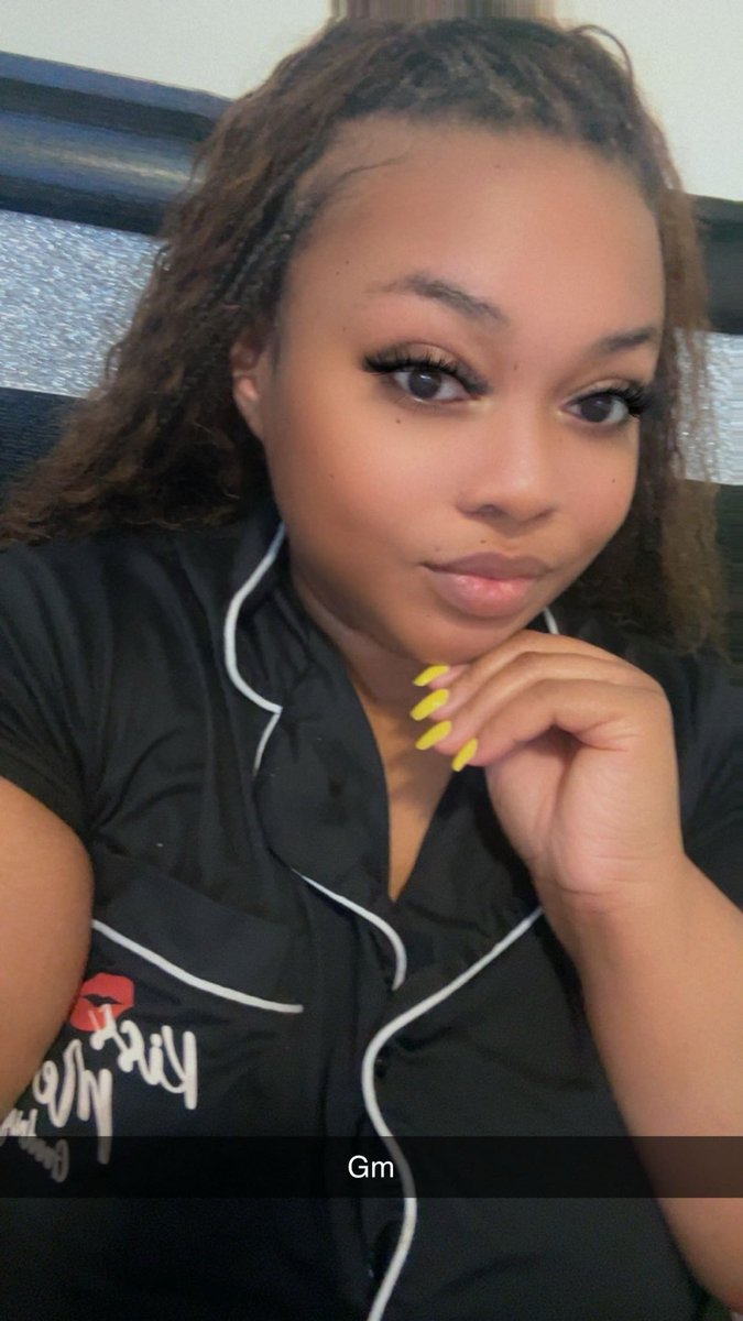 Mz. Caramel tweet media