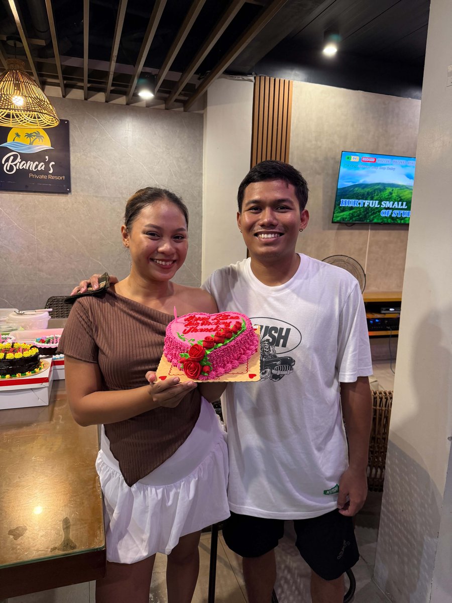 Lonlon_mandala's tweet photo. happy happy birthday my loveee thankyou for always being there for me at promise ko din sayo na lagi lang akong nandito para sayo,proud ako lagi sayo sa lahat ng bagay mahal ko.Iloveyouuu so much!! Godbless you always! Mbtc! wishing you all the best in life! mwuaa!🫶🏼🎉🎂 @jhadrj https://t.co/e1UO9LIxqX