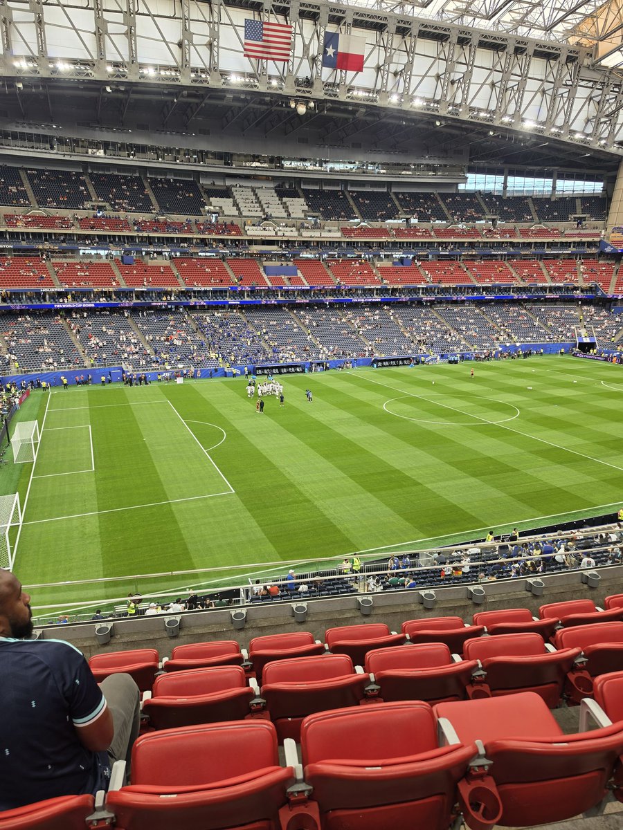 funky_stuff09's tweet photo. #WorldCup2026 #Houston #Germany #Curaçao https://t.co/zWGoi068Cm