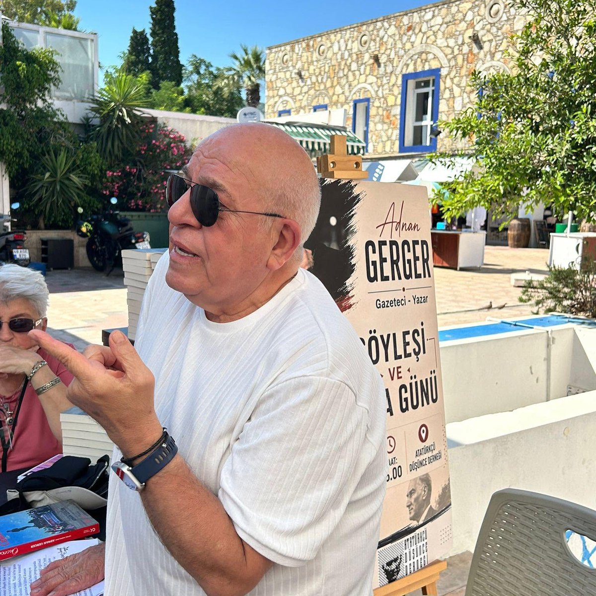 AddBodrum's tweet photo. ADD Bodrum Şubesi olarak, gazeteci, yazar ve düşünce insanı Adnan Gerger’i ağırladığımız anlamlı bir söyleşide bir araya gelmenin mutluluğunu yaşadık.
#ADDBodrum #AtatürkçüDüşünceDerneği #AdnanGerger #Cumhuriyet #Aydınlanma https://t.co/UUcFnOSmgz
