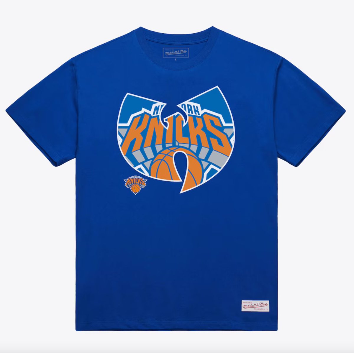JustFreshKicks tweet media