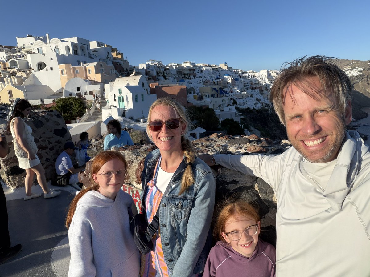 JustinDishion's tweet photo. Santorini! 🇬🇷￼￼ https://t.co/nnXKvNW0Z9
