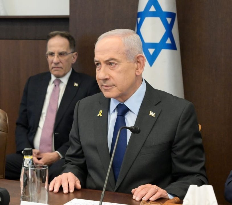 World_Affairs11's tweet photo. BREAKING:

Israel attacked Beirut, putting a big hindrance to negotiations between the US and Iran today.

Israel has several times attacked Iran, Lebanon and Hezbollah during peal deal between the US and Iran. https://t.co/GownlqokUC