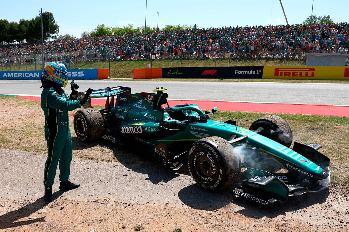 FormulaDirecta's tweet photo. 🚨 Aston Martin comienza a posponer las mejoras de verano a finales de agosto - septiembre:

👉 Pedro de la Rosa (DAZN): "Hasta antes o DESPUÉS del parón veraniego, no traeremos cambios significativos en el coche".

👉 Fernando Alonso (F1TV): "Será lo mismo para las próximas 5 carreras".

🇮🇹 5 carreras → Monza (septiembre).

#F1 #BarcelonaGP 🇪🇸
