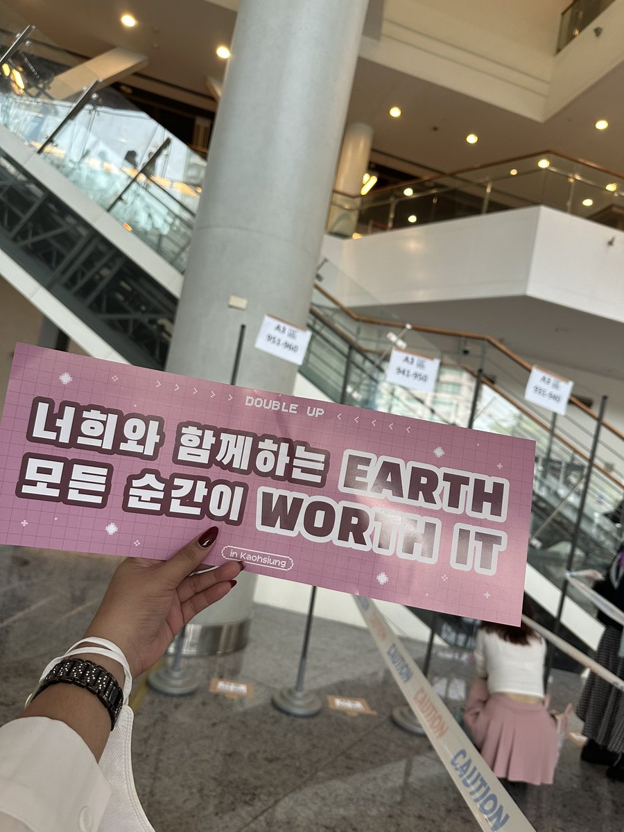 itskimjiang's tweet photo. This girl made it alone in Kaohsiung Arena for CXM Double Up! 🩵💓 late post but it was definitely worth it. 🤭

Til we meet again, my GyuCheol 🫶🏻
Manifesting 0t13 this 2028 🩵💓 https://t.co/fNUP0ZUhrj