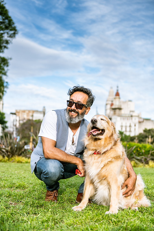 karinfer133's tweet photo. Today I spent 2 hours walking my old dog in the park u0026 didn’t check my phone once—simple joy that made my whole week. https://t.co/sSeTiZE1IQ