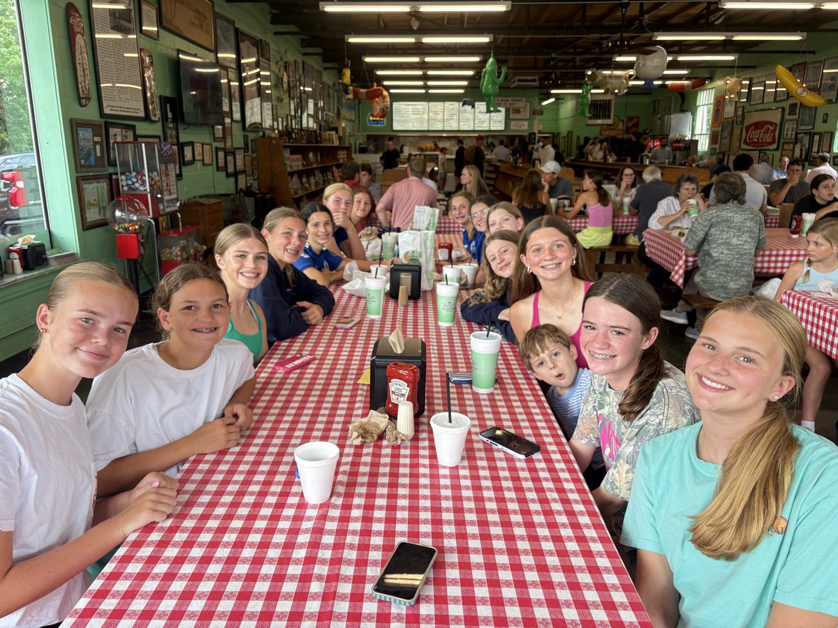 LeahGibson2012's tweet photo. Great weekend in Fort Worth at the ECRL playoffs!  Won 2, lost 1 and had a lot of fun.  ⚽️😄

@ImYouthSoccer @bench424nmore 
@xGamechanger_ https://t.co/A3OzmMNvxW