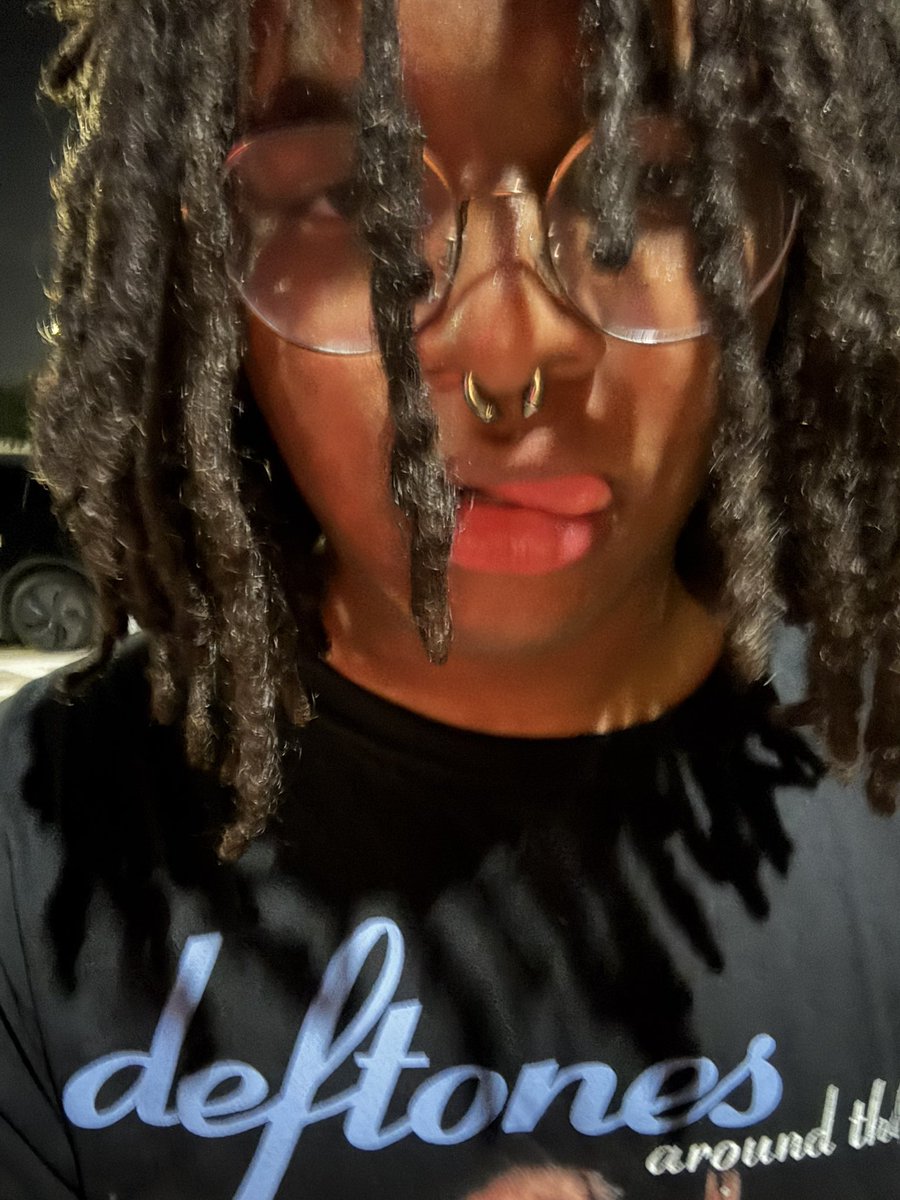 skwidlol's tweet photo. larpnigga6767 https://t.co/3f3Ek06kaO