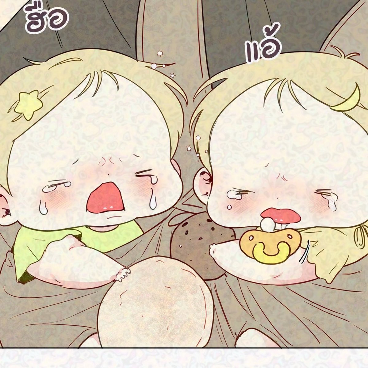 nostalgia520's tweet photo. ผ๋มสงสารพ่องุอ้วมอัปป้ามากเ ปกติก็อึนๆ =_= >> เป็นแบบนิ้ เลี้ยงลูกก็ไม่เป็น เรียกเจ้าพวกนั้นเจ้าพวกนี้แฟนก็โกด มาเจอแฟนร้องไห้ แล้วลูกๆเห็นตะต๊าร้องไห้ก็ร้องตามอุแว้ๆๆๆอีก แห่กันร้องระงมลั่นบ้าน พ่องุทำตุวไม่ถุก ต้องทำงัยหนิ่ https://t.co/PjbHXddPlj