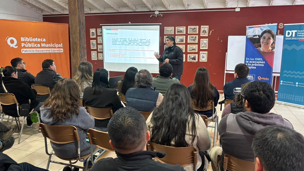 nubledrt's tweet photo. Dirección del Trabajo Ñuble expone sobre "Informalidad Laboral y normativa básica para empresas" en exitoso  Encuentro de Mipymes de Omil Quillón y Sence Ñuble. https://t.co/KKFM0YNvXy