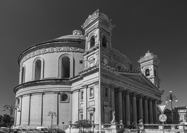 photos_dsmith's tweet photo. The #Mosta #Rotunda otherwise known as the #Basilica of the Assumption of Our Lady in #Malta. The #ornate and #spectacular #architecture shows the #magnificence of the #building. #architecturephotography #architecture #ThePhotoHour see more at https://t.co/VilcfnO0ps https://t.co/Cb0CO8u3OH