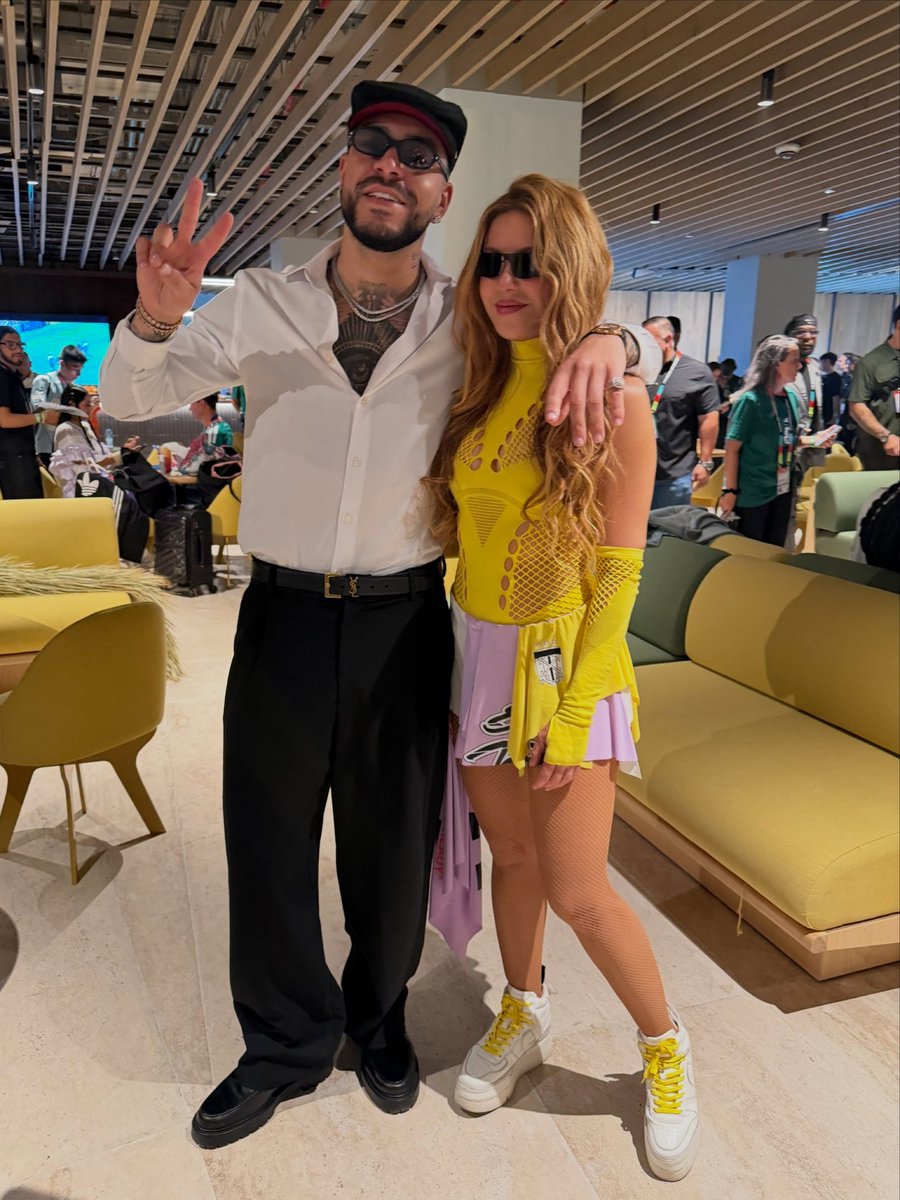 shakirastuff_'s tweet photo. Shakira with Belinda, Ryan Castro, and Fher Olvera (lead singer of Maná) at the 2026 #FIFAWorldCup Opening Ceremony. 💛 https://t.co/uV9ZBq9Yro