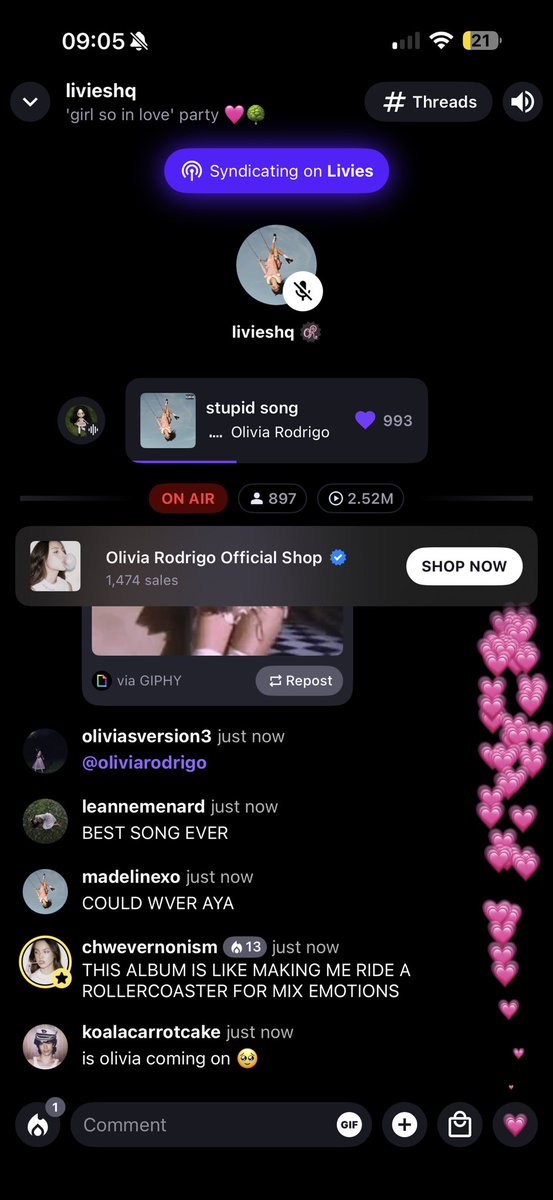 mnostalgia19's tweet photo. MY SONG IS ONNNNN cant wait for vancouver 😭😭😭 @LiviesHQ @oliviarodrigo https://t.co/wxUFCxM1wK
