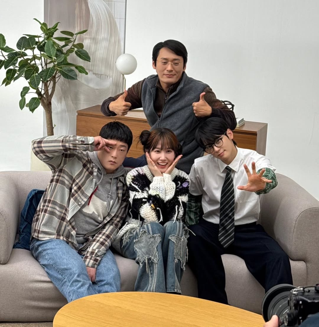 heaveunwoo's tweet photo. YOU FED US WELL THANK YOU SO MUCH FOR THIS, EUNBIN UNNIE 🥹🫶 https://t.co/CyEKCMu2ly