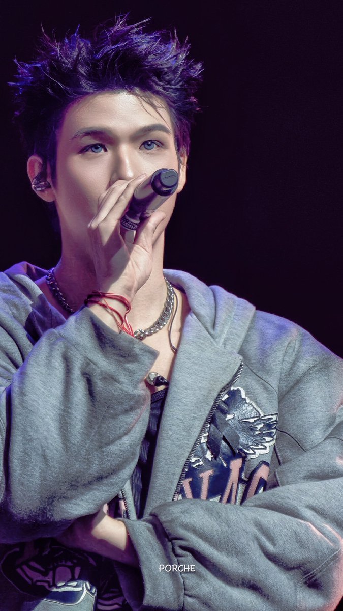 porche1807's tweet photo. จะ 28 อีกไม่กี่วัน ทำไมหน้าเด็กลงขนาดนี้
เป็นแวมไพร์ตาสีเทาป่ะเอาดีๆ 

SKY HOMECOMING GDH CONCERT

#GDHโตมาด้วยกันคอนเสิร์ต
#skywongravee  @skywongraveee https://t.co/q51L3egGIH
