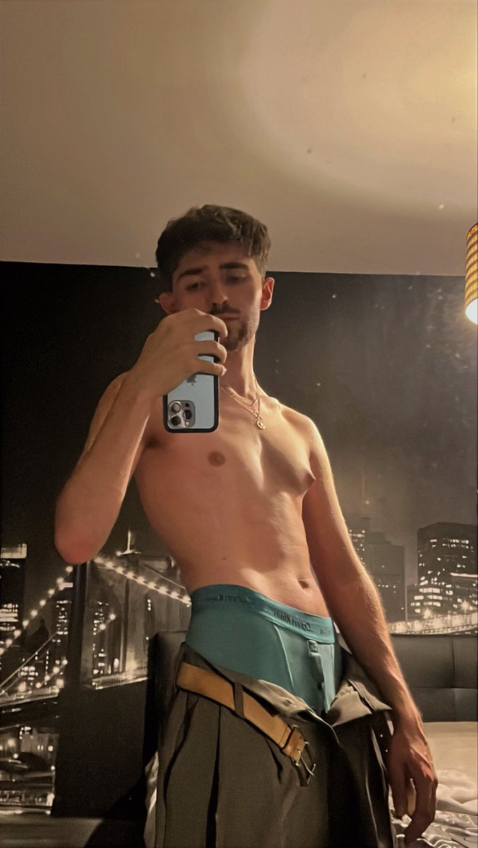 Julien_bns's tweet photo. And if it all ended tomorrow
Would I be the one on your mind? 🌸

 #LGBTQIAPoliticalPride https://t.co/fwSigPIaEI