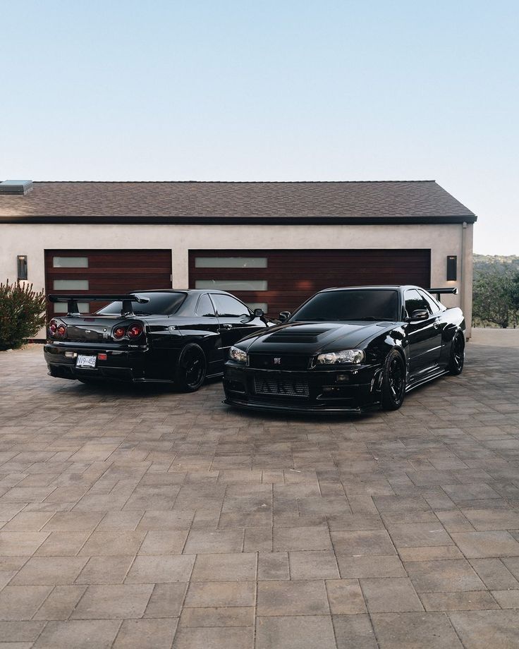 Auto_Porn's tweet photo. seeing double 👀 https://t.co/0eQZayxYBP