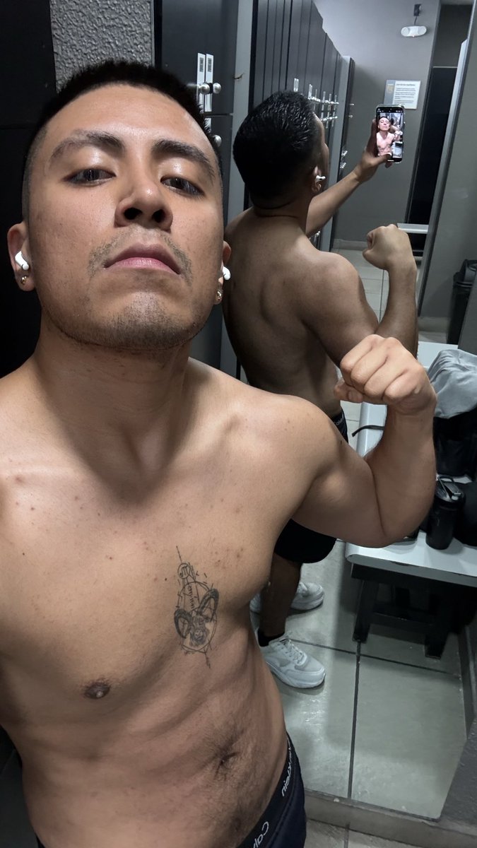Mac_JY's tweet photo. ✌🏽 https://t.co/L1DfPLxadW