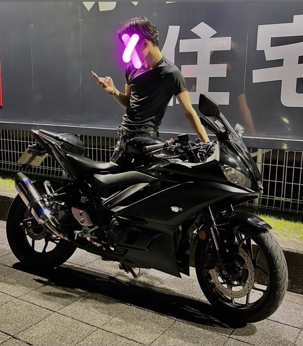 Identity_AB's tweet photo. 僕だって乗ってるバイクのカッコ良さは
負けてへんと思う https://t.co/LDBLzqDwfO
