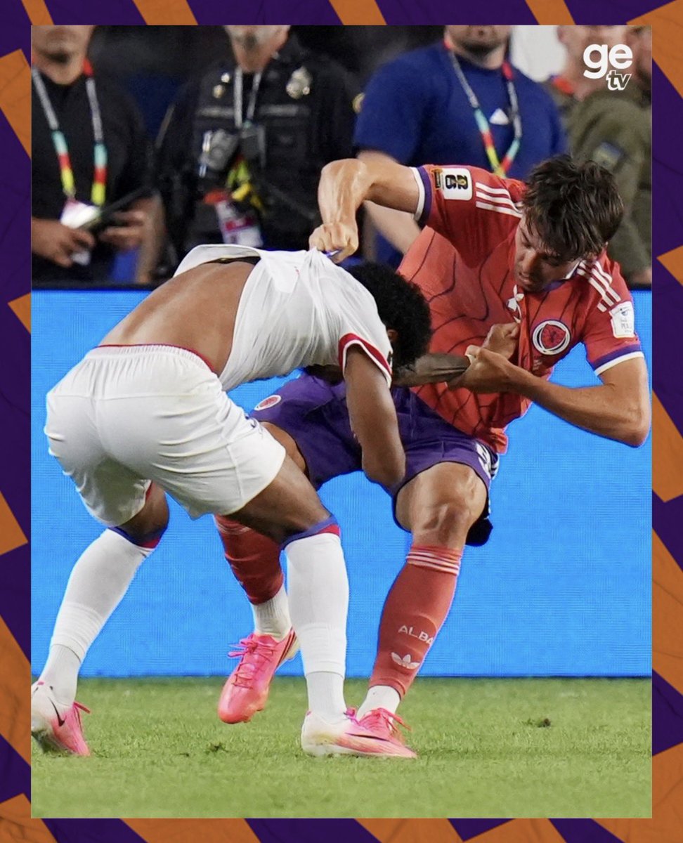 Caleb_Jephte's tweet photo. Mr Ghorbal a donné l’avantage à l’Écosse après ce duel 😤🤯

📷 getv https://t.co/npIG9QI1yr