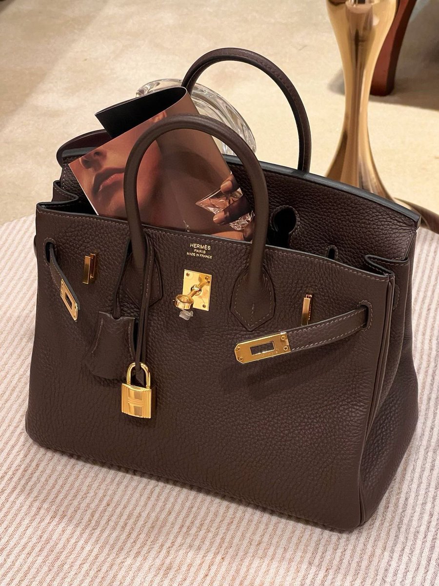 nyliava's tweet photo. “ it’s a Birkin it’s not a bag” https://t.co/LfstxxwnC4