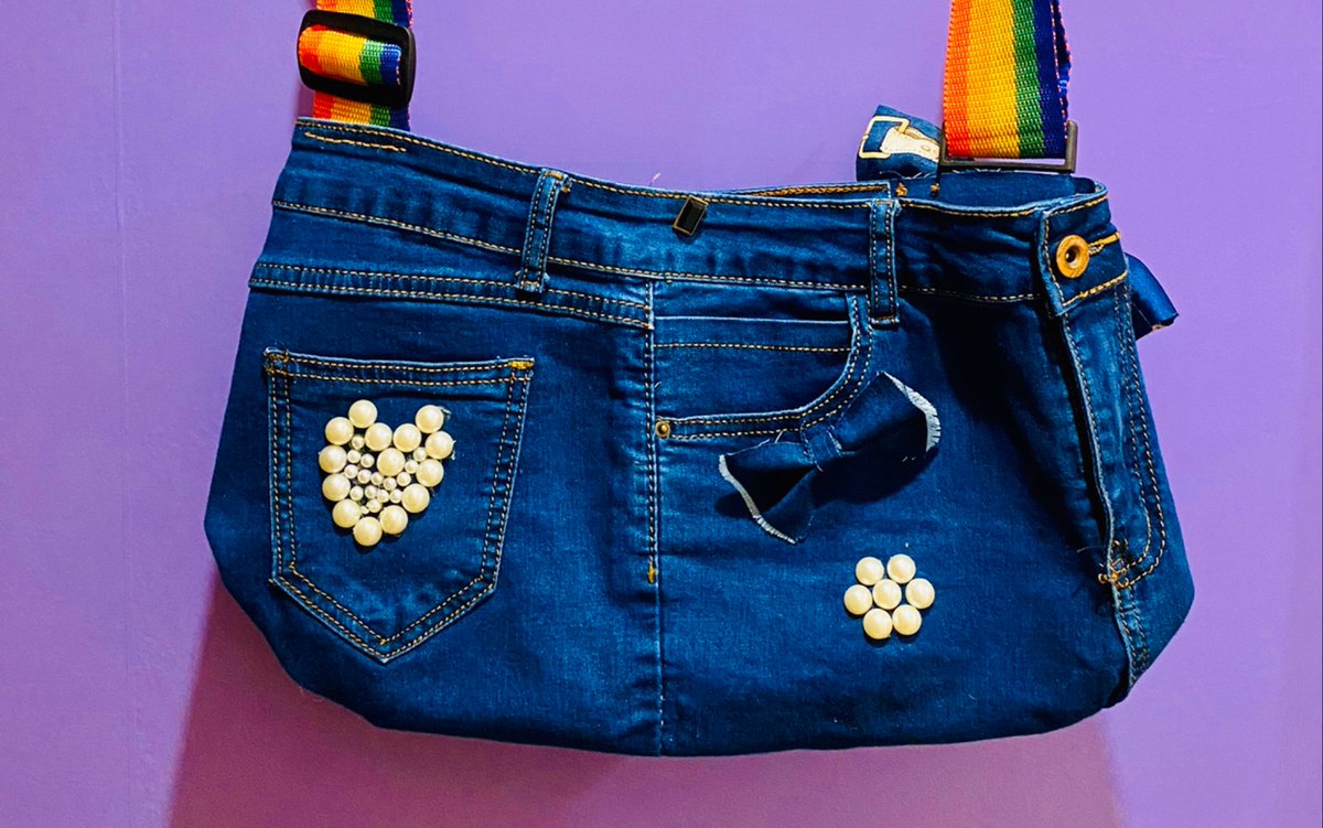 asnomon's tweet photo. Upcycled old jeans into a stylish crossbody bag! Saved from landfill, now perfect for weekend adventures. https://t.co/gnsBF6RuA7