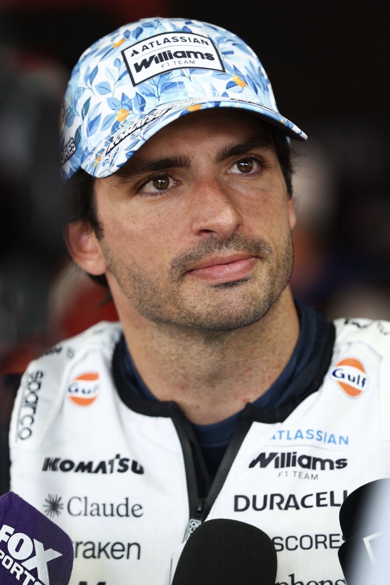 c4rlossa1nz55's tweet photo. This beautiful man…is who Williams racing is torturing btw https://t.co/HmMTmCTJdi