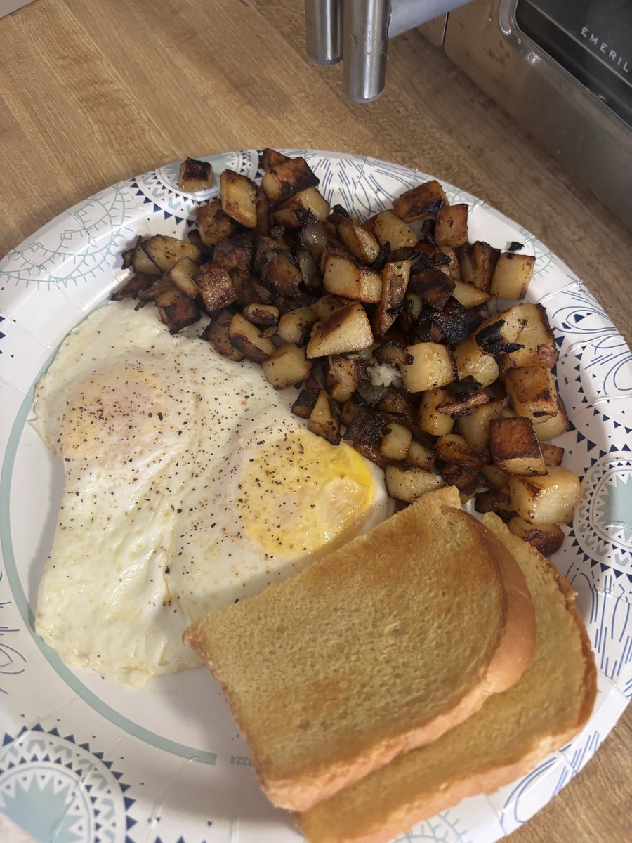 jeepindave's tweet photo. Breakfast this morning. Hope everyone has a lovely day. https://t.co/cZT8WXdWcl