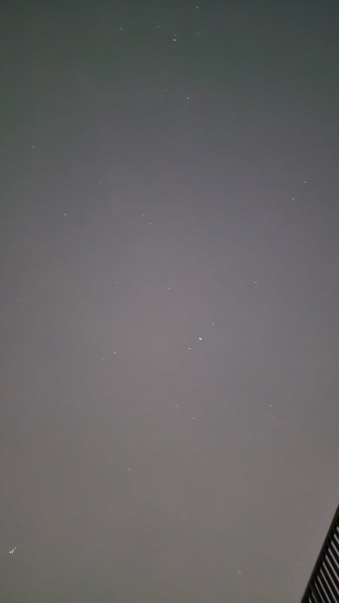 tanipopon's tweet photo. 今夜は晴れてるので星が綺麗に見える。星空が綺麗な夜だ。
最初の星空はさそり座と射手座。
2枚目の星空はわし座
#星空 
#さそり座 #わし座
#いて座 https://t.co/4c1hWE1xMK