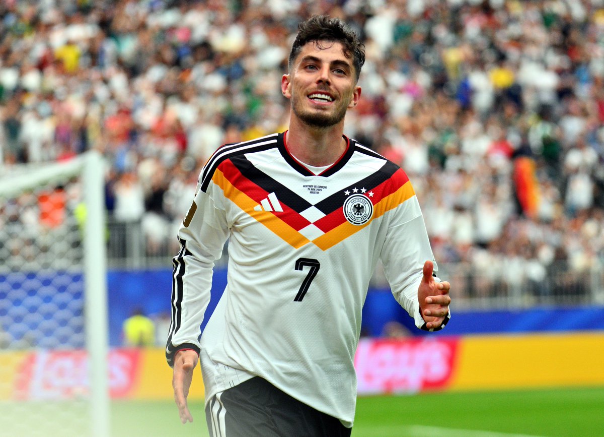 sport's tweet photo. 😉Este resultado ya lo hemos vivido antes...

🫰🏆Otro 𝟕-𝟏 𝐝𝐞 𝐀𝐥𝐞𝐦𝐚𝐧𝐢𝐚 en un Mundial:

🇩🇪 Alemania 7-1 Brasil 🇧🇷 (Semifinal, 2014)
🇩🇪 Alemania 7-1 Curazao 🇨🇼 (Fase de grupos, 2026) https://t.co/XpJu582jf5