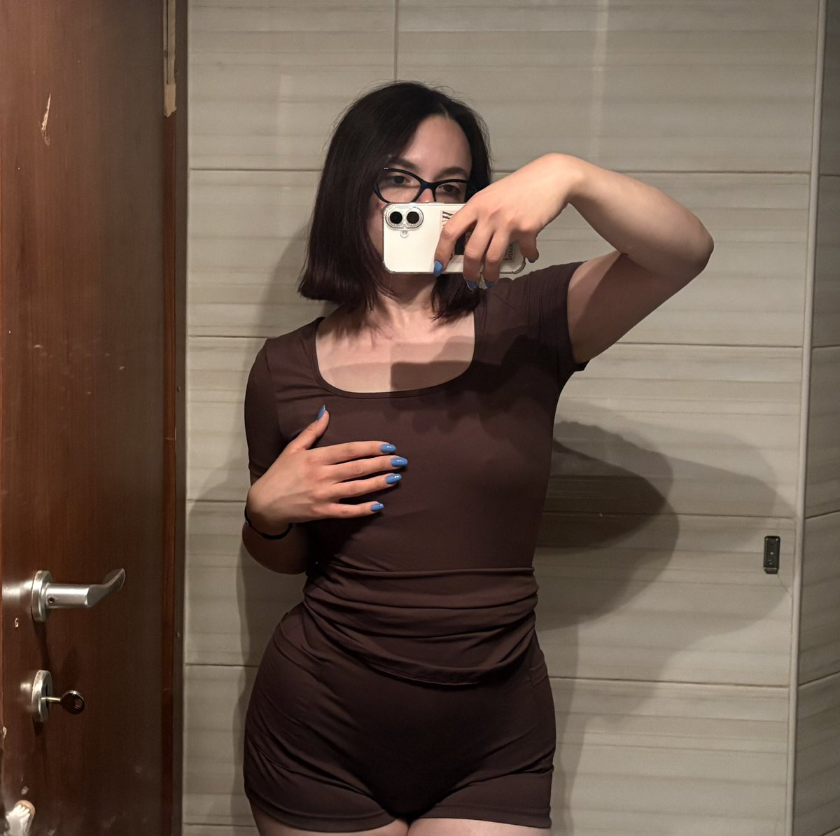 ella tweet media