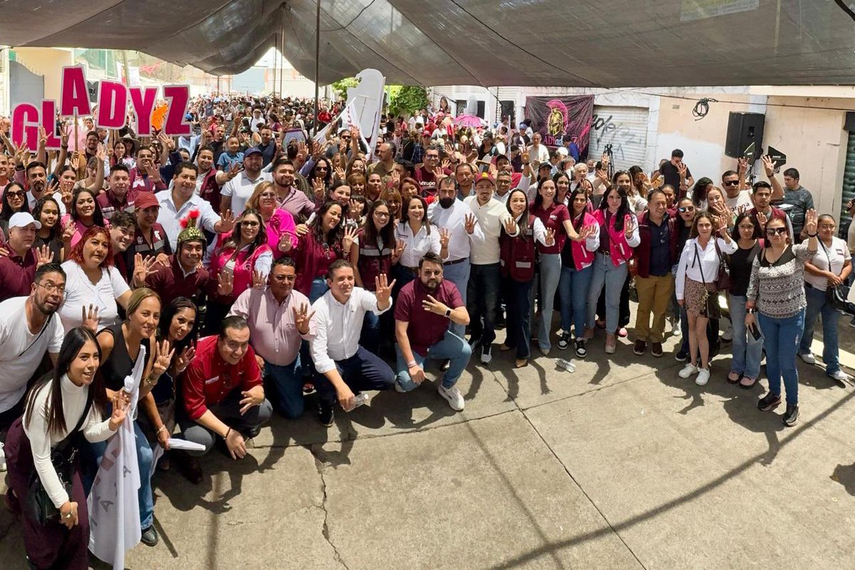 nallelipedrazah's tweet photo. Estuvimos este domingo con mi amiga @ButandaGladyz en la Asamblea Informativa realizada en Morelia, donde reafirmamos nuestro compromiso con la transformación que vive nuestro estado y nuestro país ❤️🇲🇽

#MujerParaMichoacán #EsTiempoDeMujeres https://t.co/EWXXZ8gSuo
