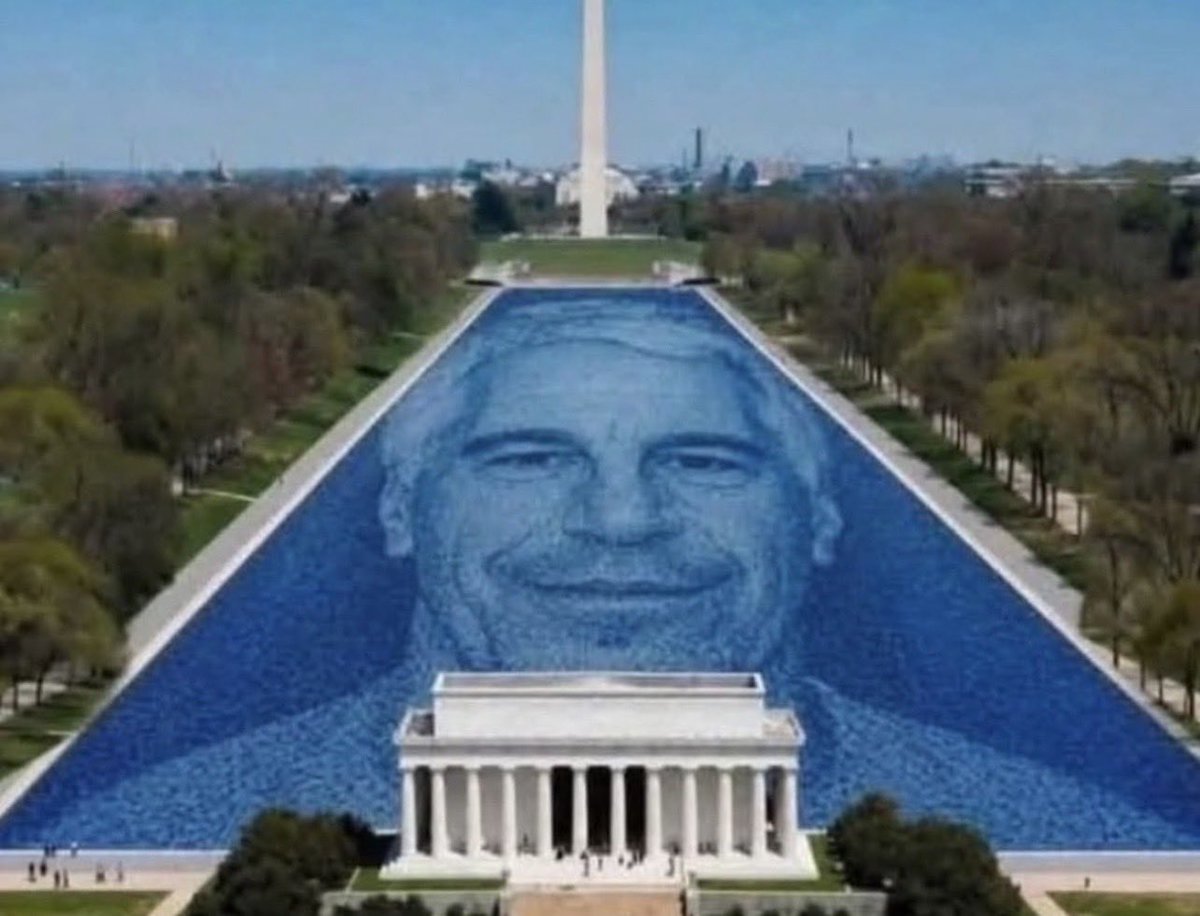 HomeroR2666's tweet photo. @PolitiZoid @krassenstein https://t.co/M2QmpUygFG