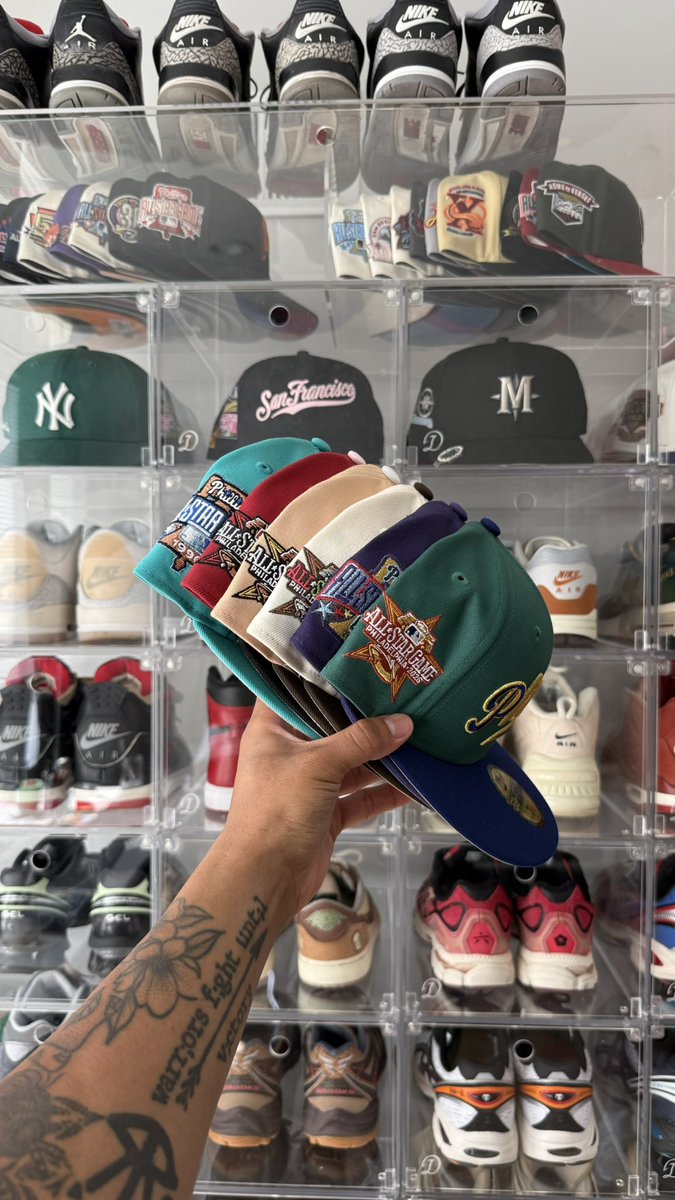visualeyezsteph's tweet photo. welcoming y’all into my 5th fitted design, in collaboration with not only my brothers/best friends, but with @HatClub 👏🏽🥹

A lot more content to provide storytelling details and the significance of this collection. Stay tuned and alert for 7/11/2026 🧢 PHILLY ITS 🆙 https://t.co/G1FGZQhZlW