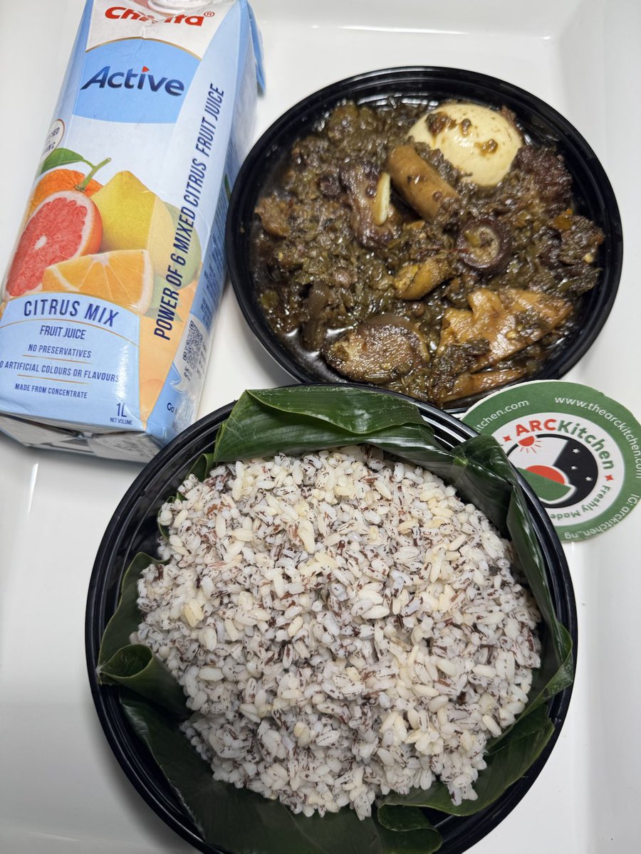 arckitchen_ng's tweet photo. We’re keeping it simple this Sunday evening with our meal suggestion. Ofada rice and sauce - very simple but also delicious.

You know what to do. https://t.co/m8o4bHjUSc