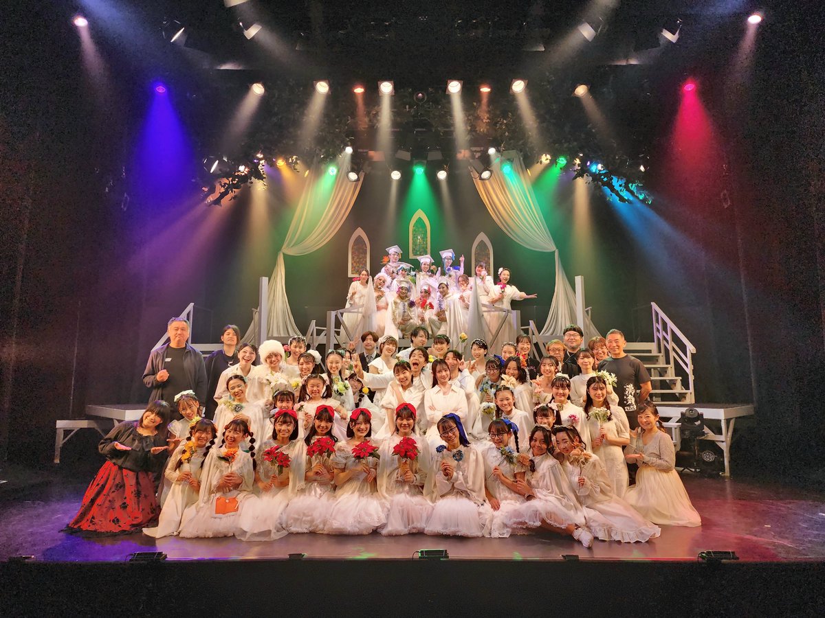 amazon7473's tweet photo. #ネバーランド年代記
50人無事に誰一人欠けることなく公演終われました、ご来場下さったお客様、公演に関わったスタッフの皆様、関係者の皆様、再度呼んでくれた洋平さん、楠実さん、オフィスミナミカゼさん、本当に有難う御座いました。もう一度ヤマナシを生きれて幸せでした。俺達最高やったよな！ https://t.co/TYv4itEdAb