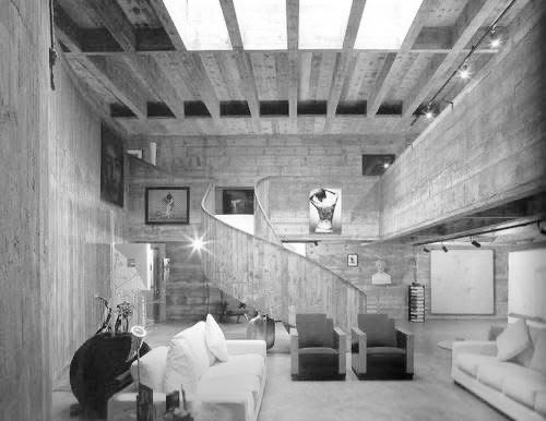 TRES60Blog's tweet photo. Detalles de la Casa Leme-Milàn en São Paulo, Brasil. Proyectada y construida por Paulo Mendes da Rocha entre 1970 y 1974.

#CasaLemeMilàn #MendesdaRocha #arquitectura #escuelapaulista https://t.co/uf6ba9xOHF