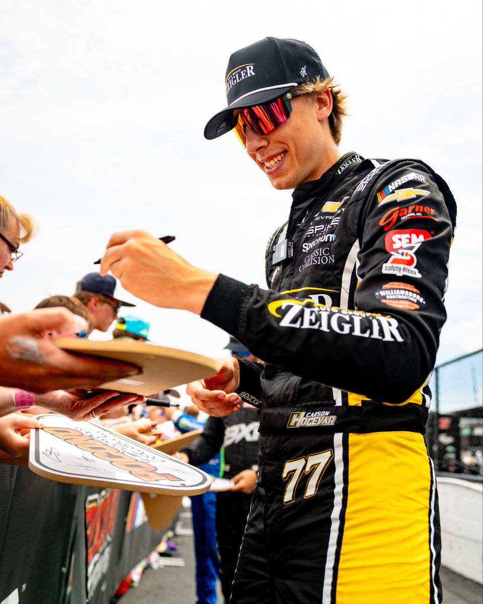 SpireMotorsport's tweet photo. The fans got him cheesin’.

@CarsonHocevar | @zeigler_racing https://t.co/82V7yIDRwa