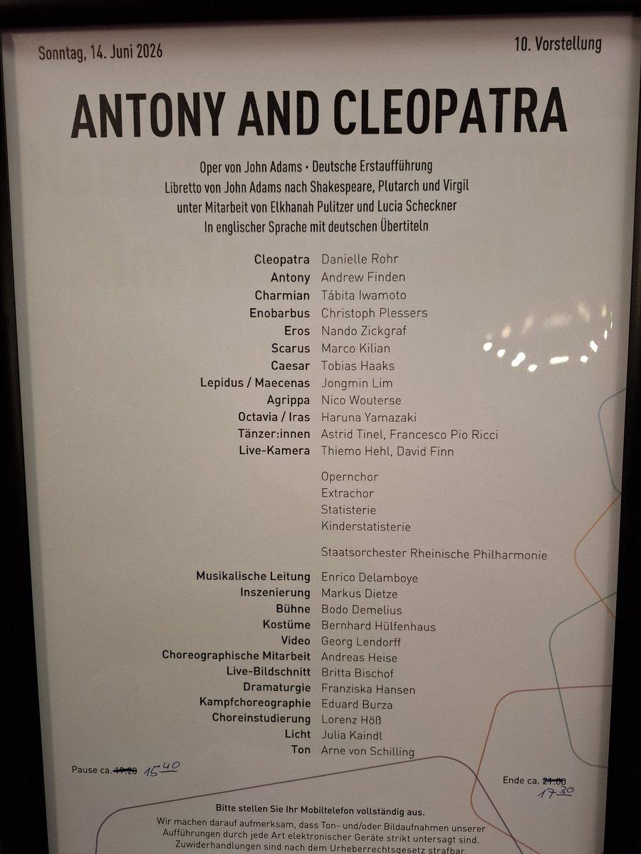 MarianSekerak's tweet photo. Now I can reveal it was @HellTweet's latest #opera, Anthony and Cleopatra, with the magnificent @findo and his steely, powerful baritone. 🎶 👏🏼 Bravo!
The only drawback: amplification of both orchestra &amp; singers, the price of performing in a temporary circus tent venue. 🎪🙁 https://t.co/RUIDJzcNtY