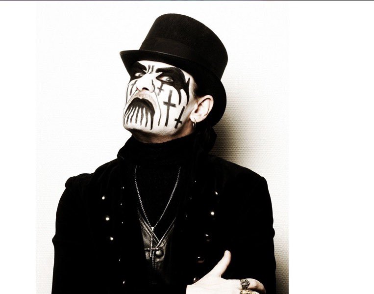 QtheMetal's tweet photo. #HappyBirthday

🎂 Happy Birthday to the one and only KING DIAMOND! Born June 14, 1956! 
I will definitely be queuing up some of the king later today! 
Long live the King! 🤘♦️

#KingDiamond #MercyfulFate #HappyBirthdayKingDiamond #HeavyMetal https://t.co/00FJUW4Fq0