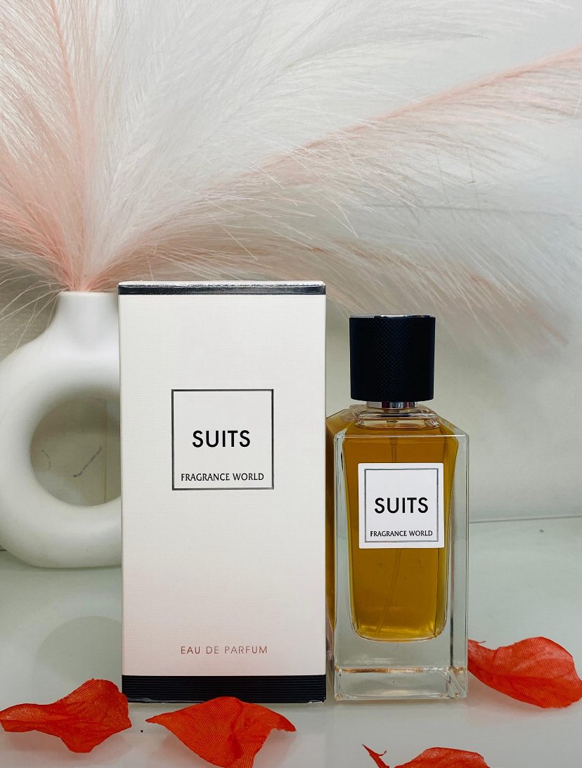Emeebeeee's tweet photo. Suits by Fragrance World 

🏷️ 22,000

Inspired by Ysl Tuxedo

Top notes: Violet Leaf, Coriander, Bergamot
Middle notes: Rose, Black Pepper, Lily of the Valley
Base notes: Patchouli, Bourbon Vanilla, Ambergris

Nationwide Delivery https://t.co/22EEIUEnfo