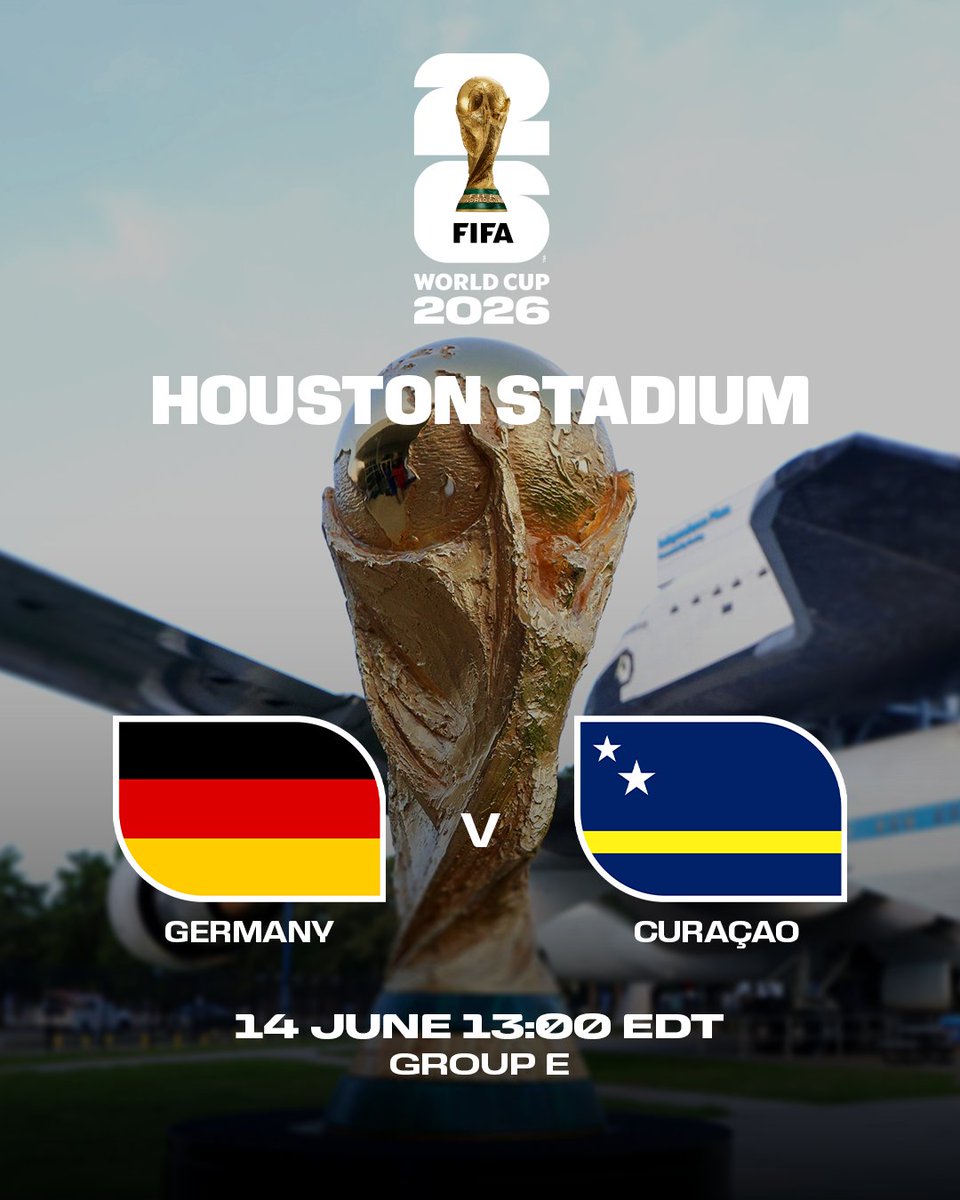 FIFA tweet media