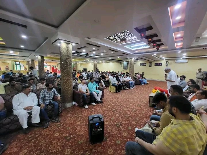 rajatsingh0060's tweet photo. आज युवा मोर्चा जिला जम्मू नार्थ द्वारा विकसित भारत संकल्प सम्मेलन करवाया गया ज़िसमे मुख्य रूप से प्रदेश अध्यक्ष भाजयुमो श्री अरुण प्रभात जी @IArunPrabhat ,विधायक जम्मू नार्थ श्री शाम लाल शर्मा जी @ShamSharma_JK उपस्थित रहे l #BJP4ViksitBharat #bjp4nation #jammukashmir https://t.co/wkpsJekU70