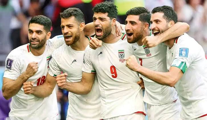 AliPanahi001's tweet photo. ایران فقط یه تیم نیست؛ یه پیام به جهانه. 🌍💣
#WorldCup2026 https://t.co/yl0X4JnZpT