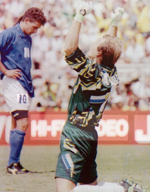 RodrigoHaidar's tweet photo. Nada tira da cabeça de quem cresceu lendo gibi que o grande plano do Ancelotti é se vingar de 1994. https://t.co/N8OSnhVBJ1
