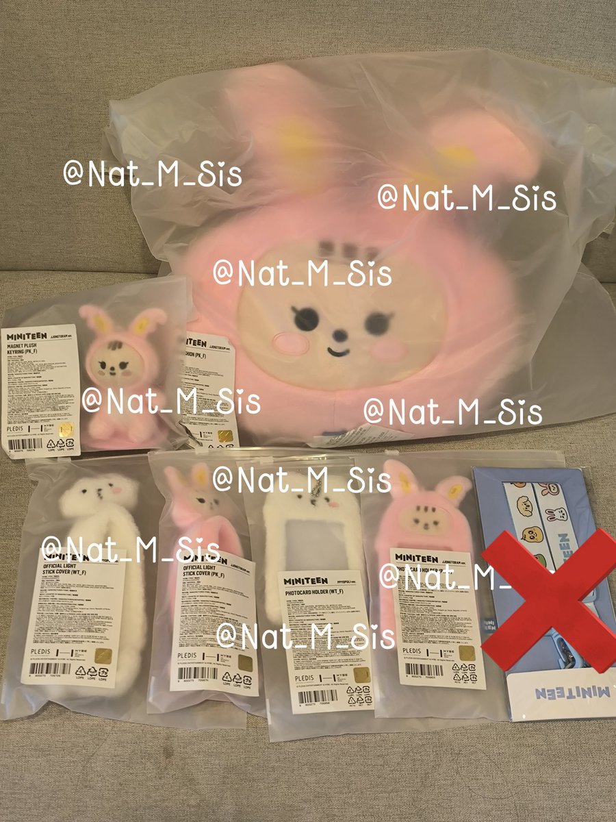 Nat_M_Sis's tweet photo. 🥳WTS พร้อมส่ง MINITEEN Seventeen 

- Magnet plush keyring จองฮัน 1,150฿ 
- Face Cushion จองฮัน 1250฿ 
- Light Stick Cover จองฮัน 790 / อูจี 750
- Photocard Holder จองฮัน 690฿ /อูจี 650฿

📫ราคารวมส่งลทบ.
💌สนใจDM สอบถามได้ค่ะ
#ตลา���นัดสวนแครอท #ตลาดนัดseventeen #ตลาดนัดเซเว่นทีน https://t.co/SVHuGg2dXN