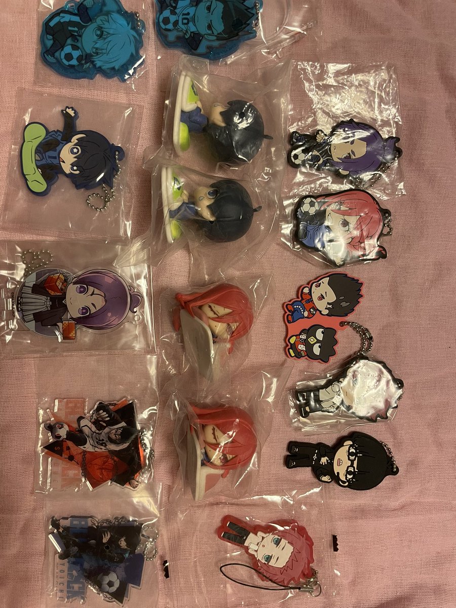 nachan09rin's tweet photo. 【交換・買取】
ブルーロック グッズ交換
譲▶画像1〜4枚目
求▶糸師凛
(缶バッジ、アクスタ、ぱしゃこれ、クリアカード等なんでも検討)
異種交換◎
過去グッズ◎
買取（PayPay）も検討しております。
郵送または都内手渡し可能です。
お気軽にお声掛けください
#ブルーロック交換
#ブルーロック譲 https://t.co/AQ5t4OARXV